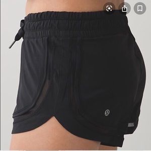 Lululemon workout shorts!!